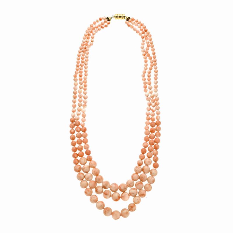 Lunga Collana in Oro Giallo e Corallo Rosa