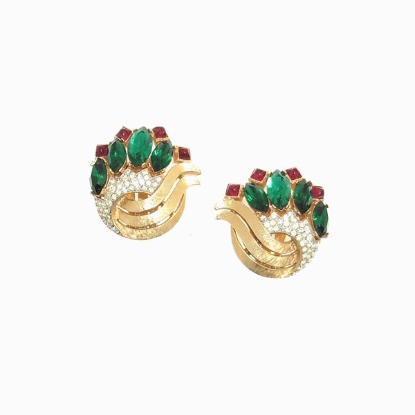 TRIFARI - Pair of ear clips, Trifari