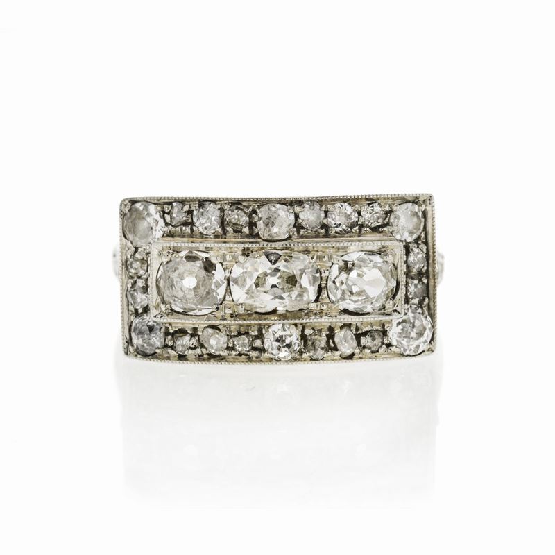 Anello in Oro Bianco e Diamanti