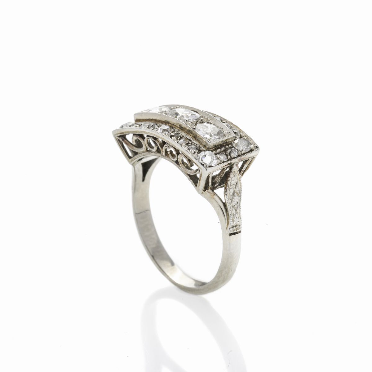 Anello in Oro Bianco e Diamanti