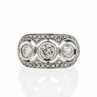 Anello Trilogy in Oro Bianco e Diamanti