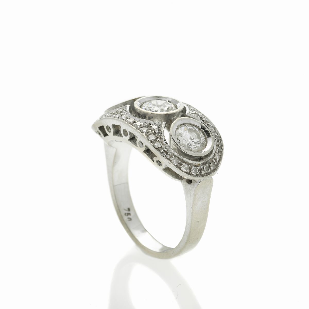 Anello Trilogy in Oro Bianco e Diamanti