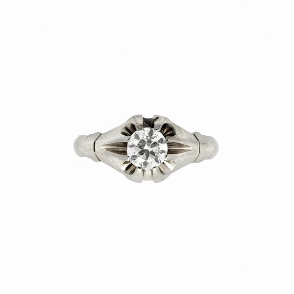 Anello solitario