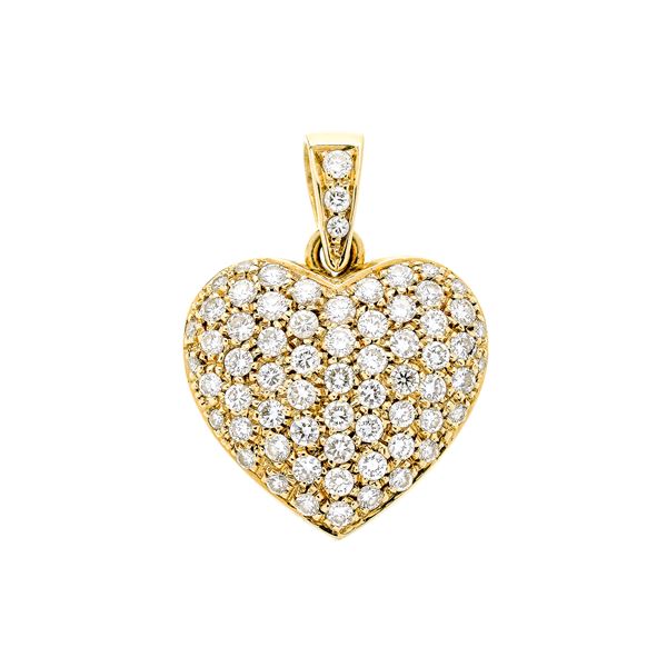 Heart pendant in yellow gold and diamonds