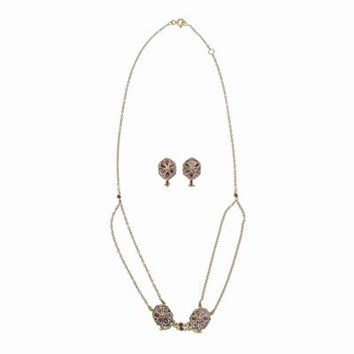 Collana e Paio di Orecchini a Monachella in Oro Giallo e Rubini