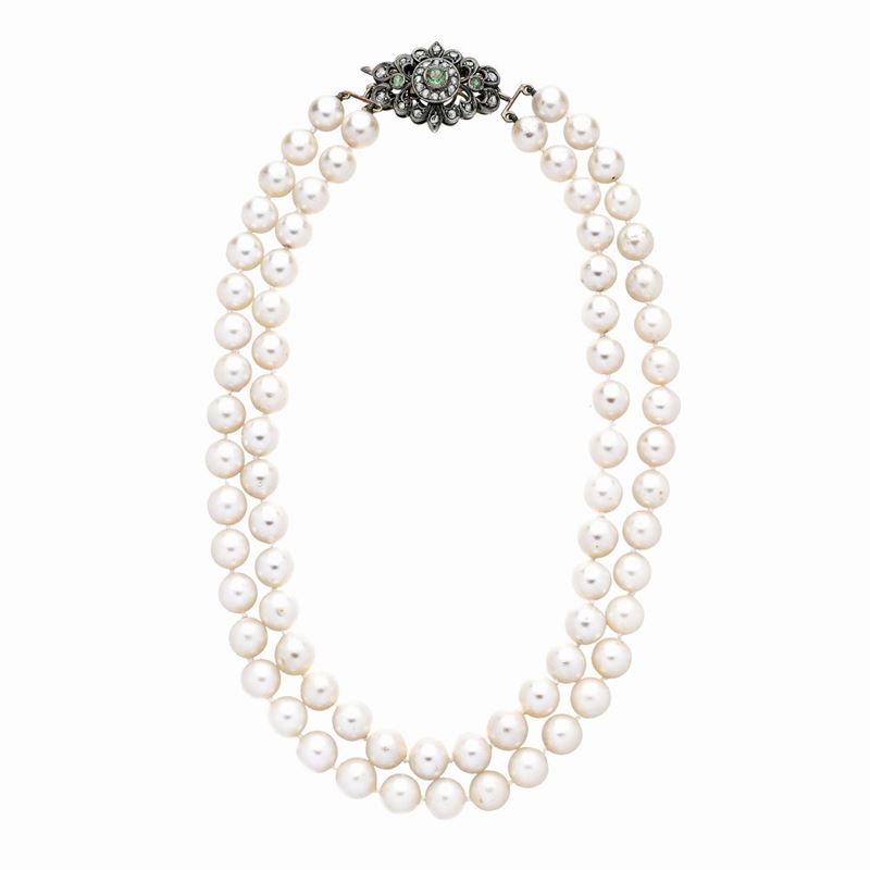 Collana a Due Fili di Perle, Oro Basso, Argento, Diamanti e Smeraldi