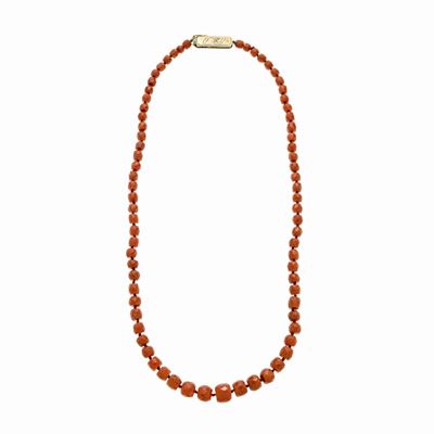 Collana in Corallo Rosso e Oro a 12 Kt