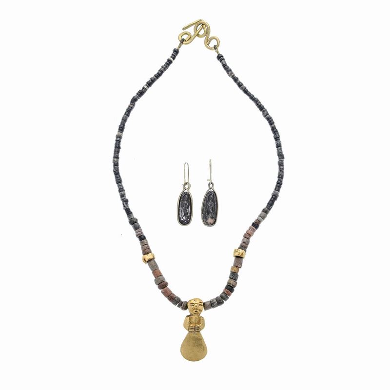 Collana e Paio di Orecchini Metallo Dorato, Pietre Varie