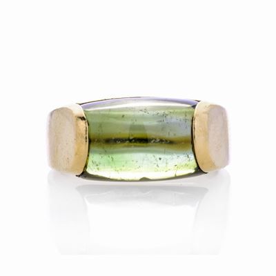 Anello in Oro Giallo e Peridoto Verde Bulgari