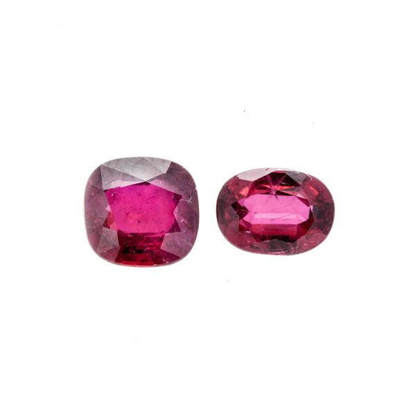 Lot of two natural rubies