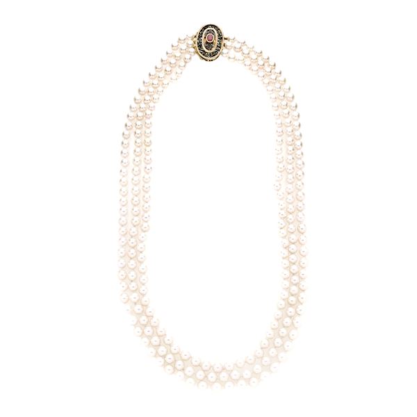 Lunga collana in perle coltivate, oro giallo, argento, rubini