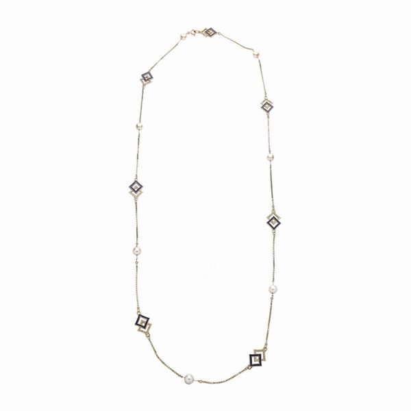 Long necklace in yellow gold, blue enamel and cultured pearls
