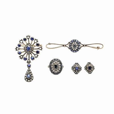 Set Composto da Pendente,spilla,orecchini e Anello in Oro Basso,oro Giallo,argento,diamanti,zaffi...