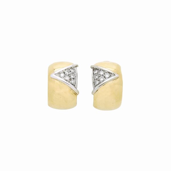 Pair of earrings in yellow gold, white gold and diamonds