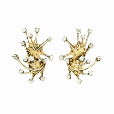 Paio di Orecchini a Clips in Oro Giallo, Oro Bianco e Diamanti