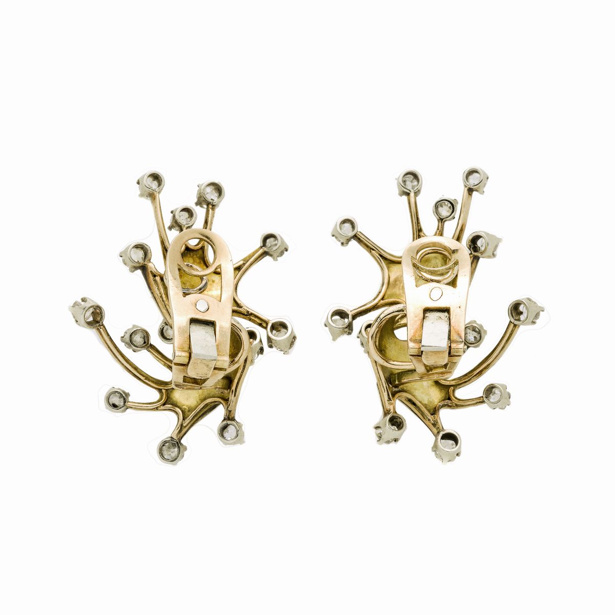 Paio di Orecchini a Clips in Oro Giallo, Oro Bianco e Diamanti