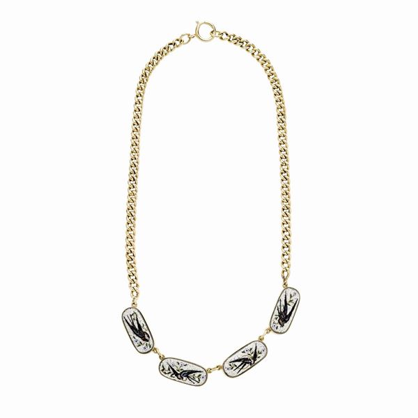 Necklace in yellow gold and micro mosaic with swallows