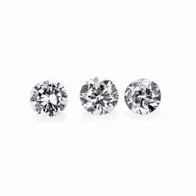 Lotto: Tre Diamanti Taglio Brillante per Ct 0.90