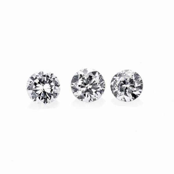 Lot: three brilliant cut diamonds ct 0.90