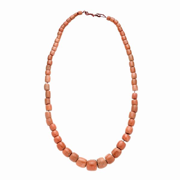 Thread in pink salmon coral