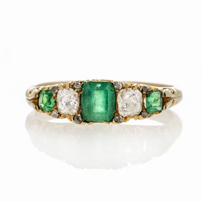 Anello in Oro Giallo, Diamanti e Smeraldi