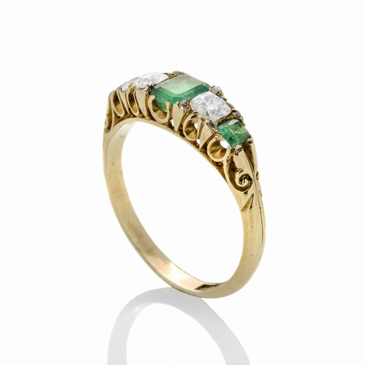 Anello in Oro Giallo, Diamanti e Smeraldi