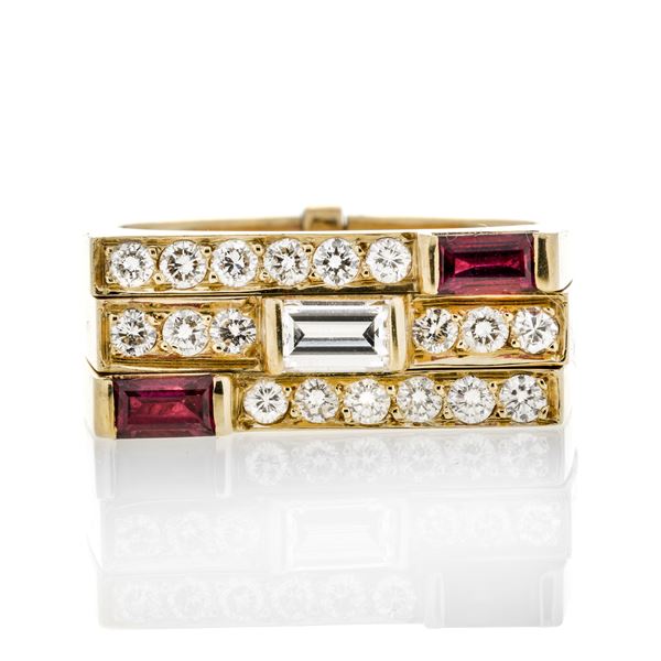 Ring in yellow gold, diamonds and rubies
