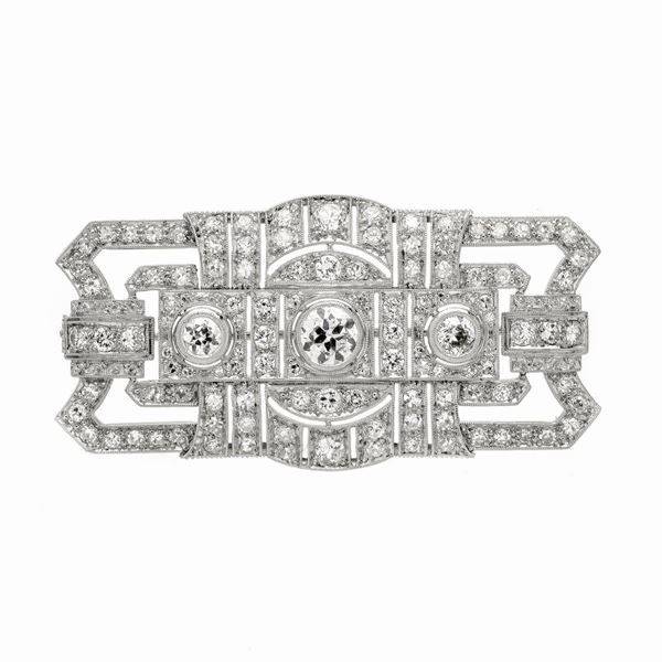 Big brooch in platinum and diamonds