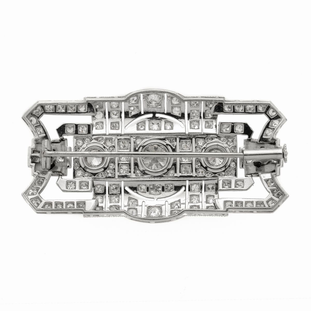 Grande spilla in platino e diamanti