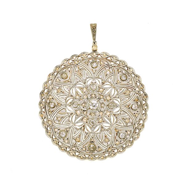 Large pendant in yellow gold, white gold and diamonds