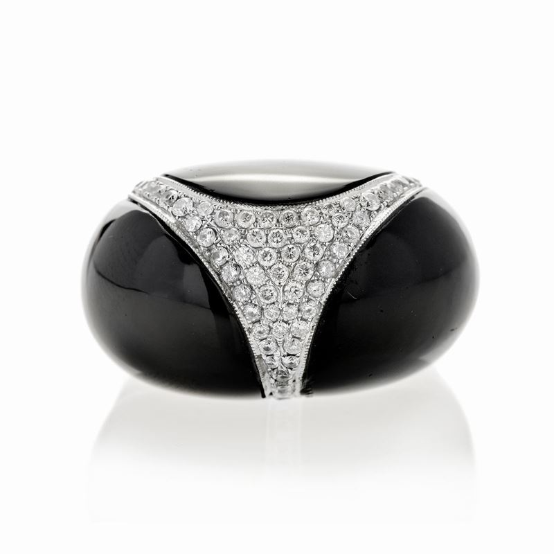 Grande Anello in Oro Bianco, Onice e Diamanti