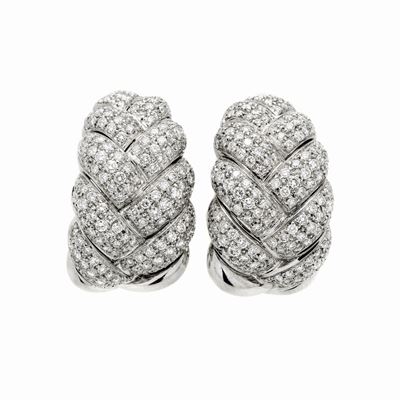 Paio di Orecchini in Oro Bianco e Diamanti Damiani
