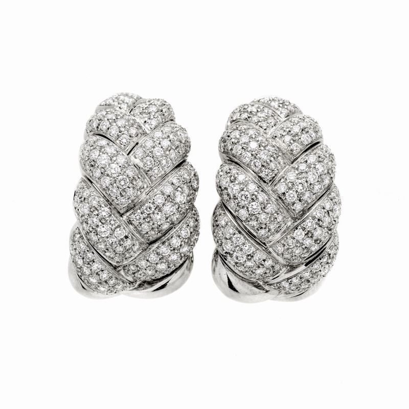 Paio di Orecchini in Oro Bianco e Diamanti Damiani