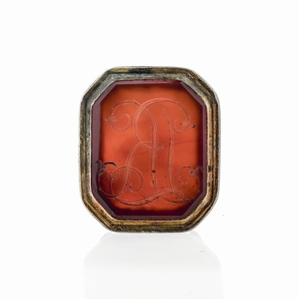 Seal in yellow gold and carnelian