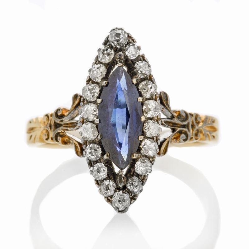 Anello in Oro Giallo, Argento, Diamanti e Zaffiro