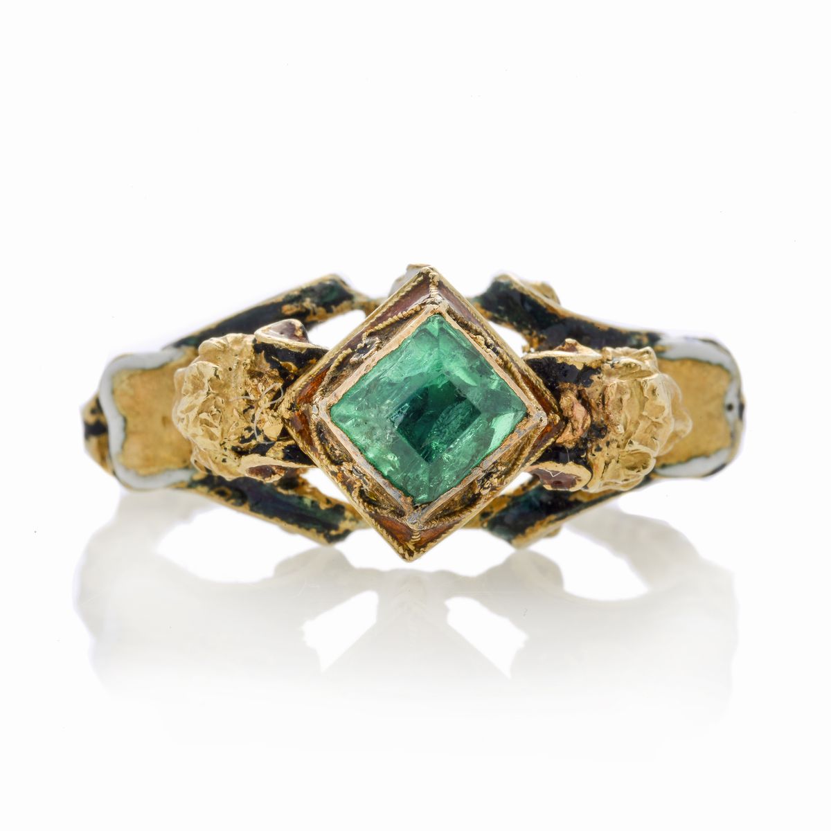 Raro Anello in Oro Giallo, Smeraldo e Smalti Colorati