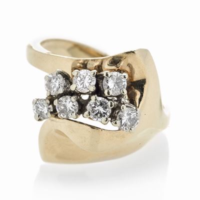 Anello in Oro Giallo, Oro Bianco e Diamanti