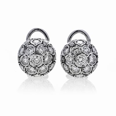 Paio di Orecchini Boule in Oro Bianco e Diamanti