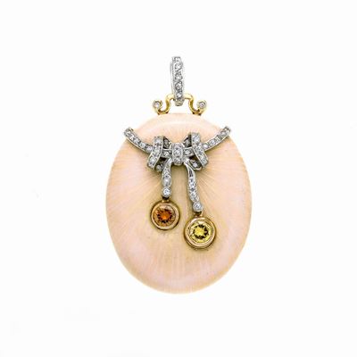 Pendente in Oro Giallo, Oro Bianco, Smalto Rosa, Diamanti, Diamante Brown e Diamante Arancione