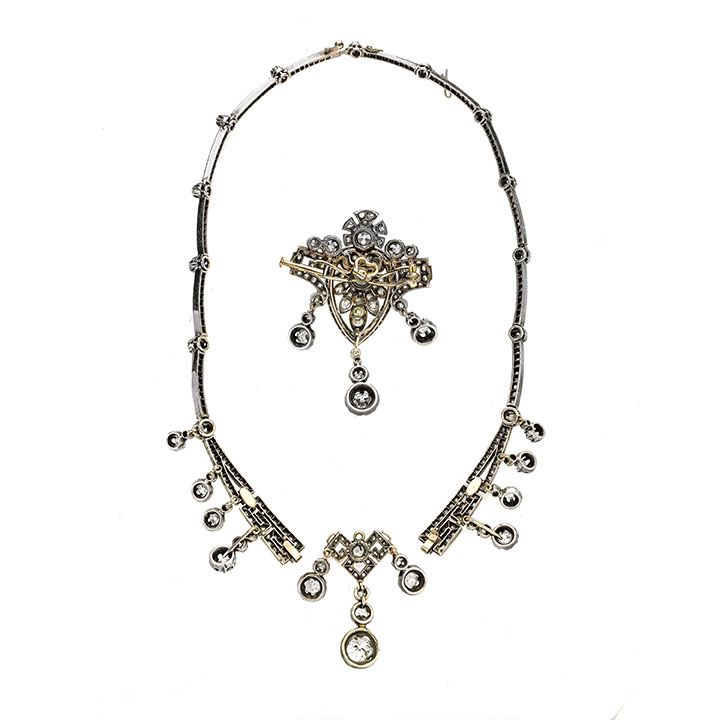 Importante collier in oro a basso titolo, argento e diamanti