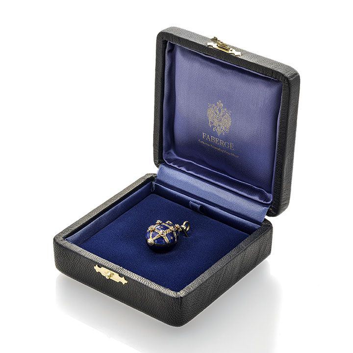 Faberge' - Uovo in Oro Giallo, Rubini e Smalto Blu Fabergè
