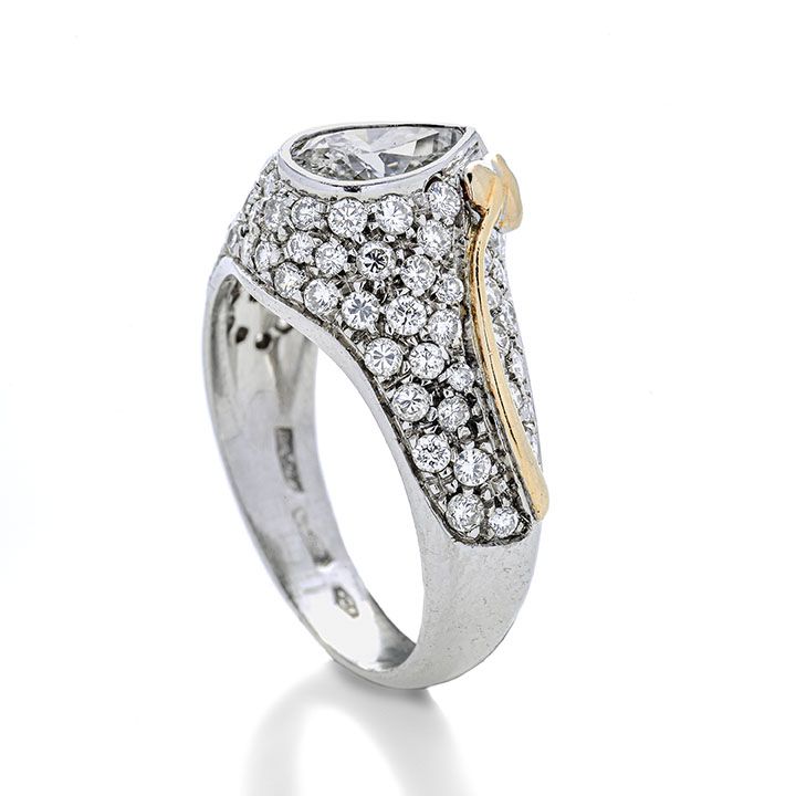 Anello in Oro Bianco, Oro Giallo, e Diamanti