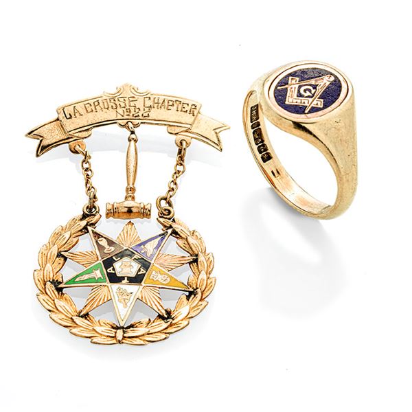 Masonic-inspired brooch and ring in low-title gold, 9kt gold and colored enamels