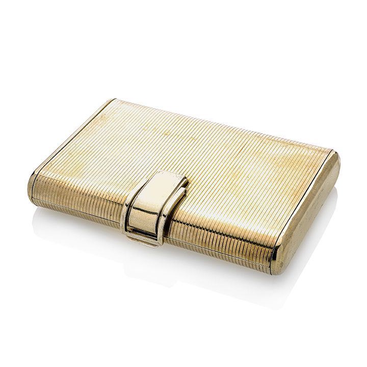 Trousse in argento dorato con fibbia in oro giallo