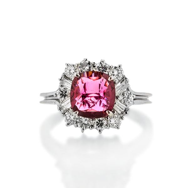Ring in white gold, diamonds and rubies
