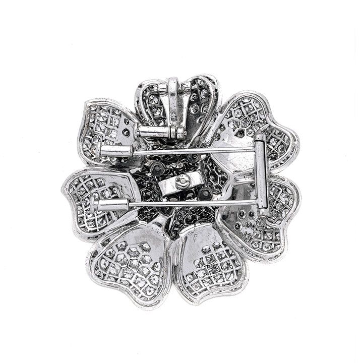 Grande clip fiore in oro bianco e diamanti