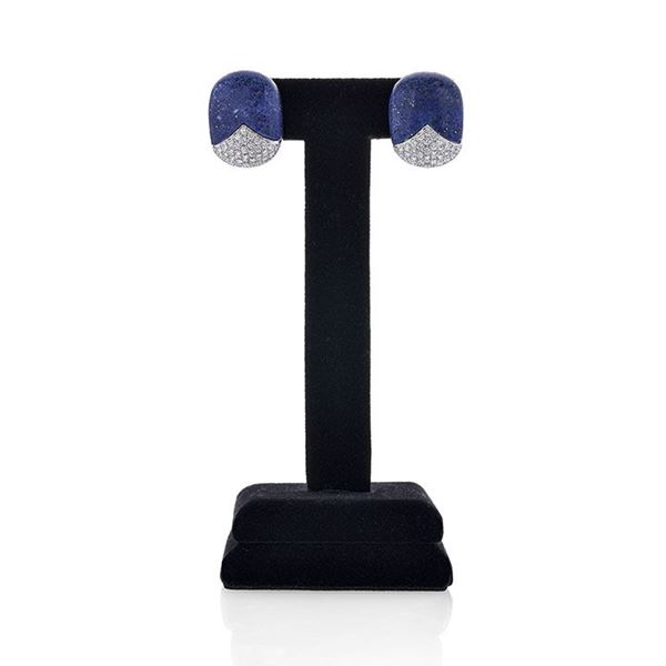 Pair of earrings in white gold, lapis lazuli and diamonds