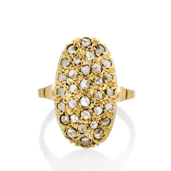 Lozenge ring in yellow gold and diamonds
