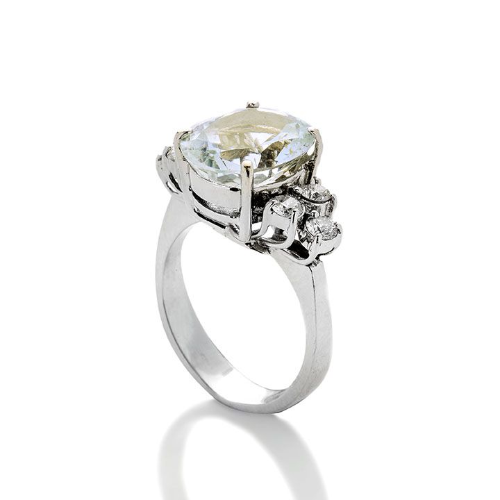Anello in Oro Bianco, Acquamarina e Diamanti