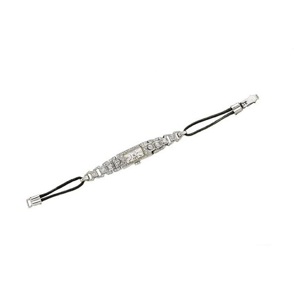 Lady's watch in platinum and diamonds